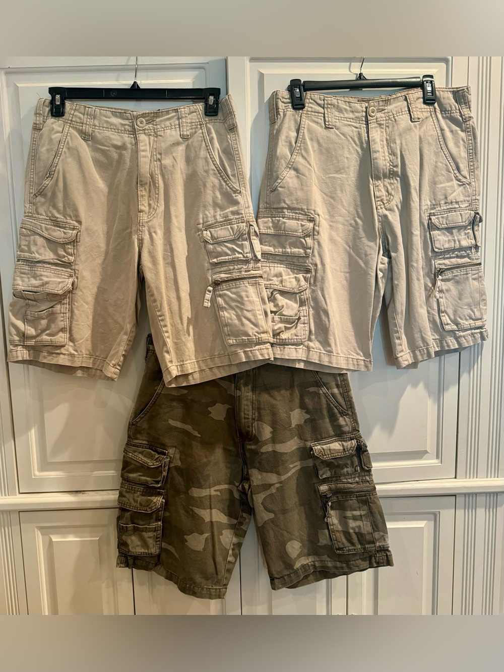 Set of 3 Men’s Iron Co. Khaki and Camouflage Cargo Shorts - Size 32